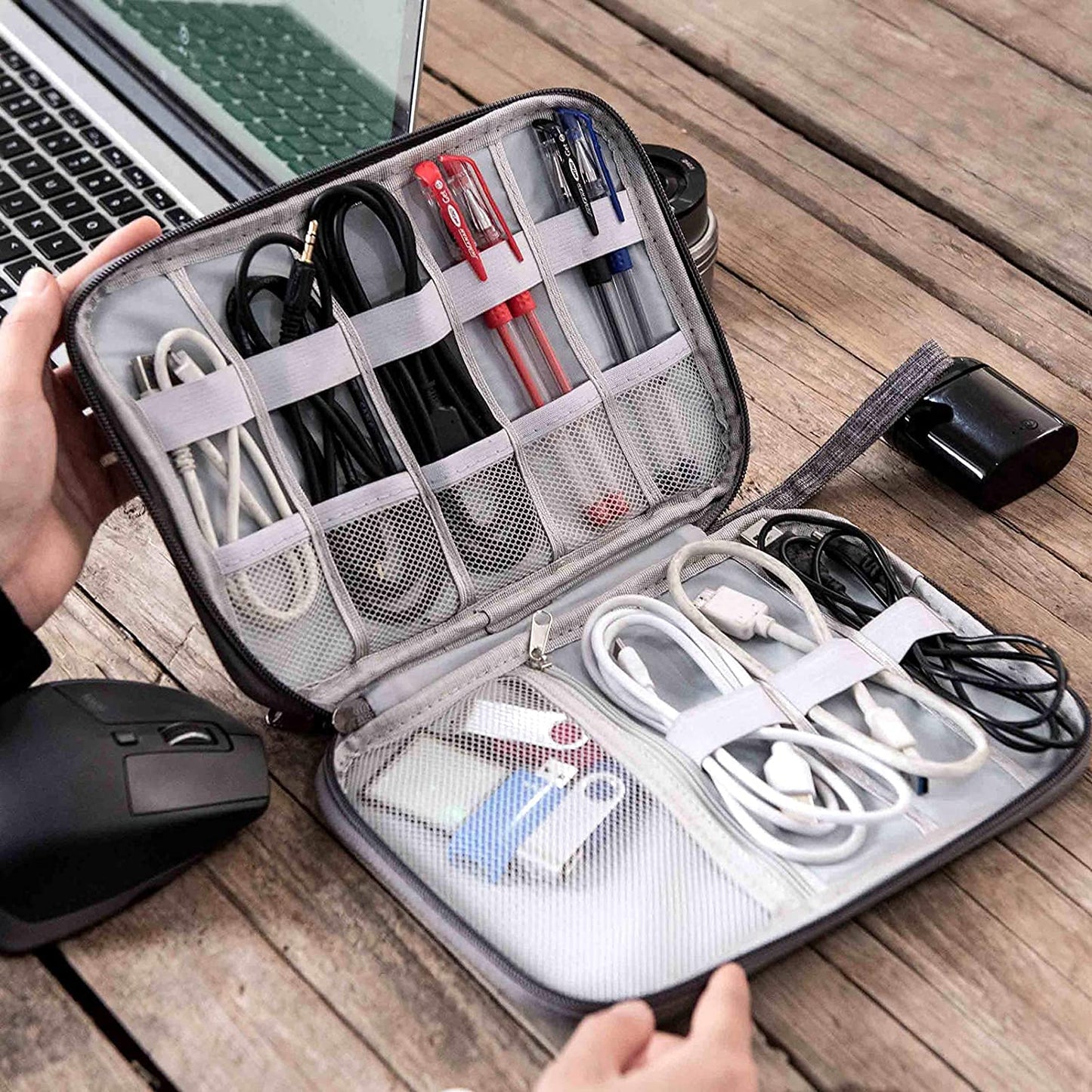 Seagull flight of fashion Nylon Single Layer Electronic Gadget Organizer Case, Tech Kit Accessories Organizer Professional Bag With Mobile Stand - 25 X 19 X 2 Cm - Grey - Model 1