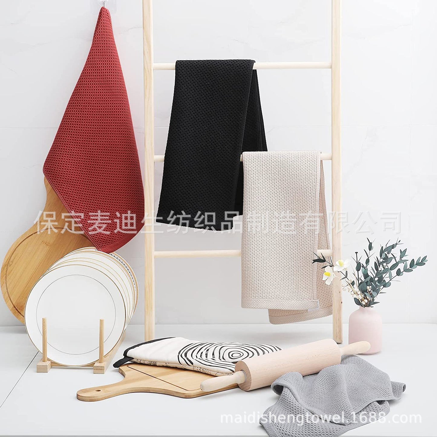 Cross-border Amazon pure cotton honeycomb kitchen dishwashing square towel can be suit with hook waffle square towel generation sticker code