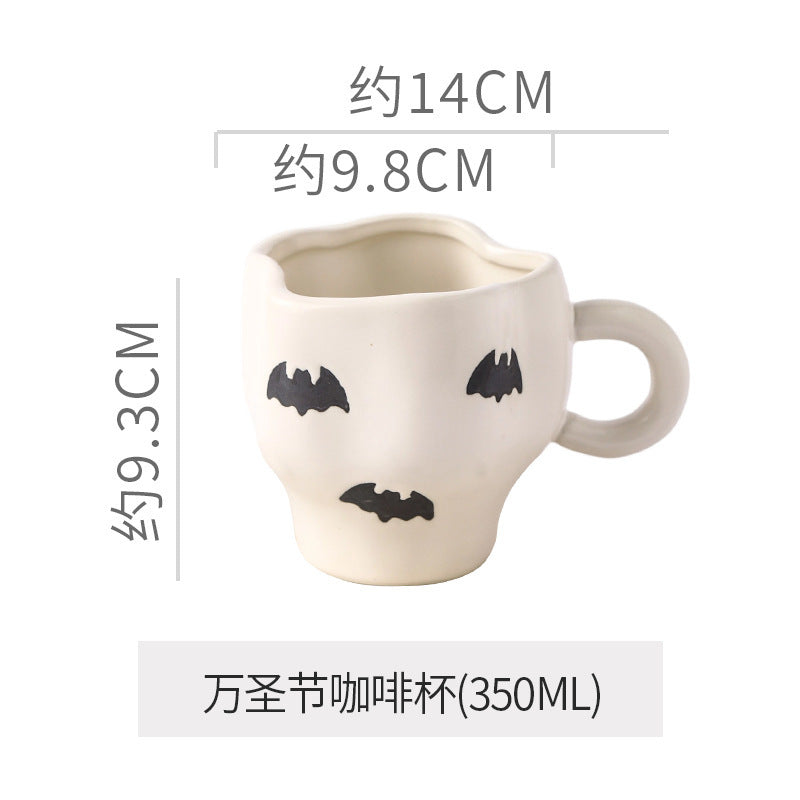 Creative Halloween-Themed Ceramic Cup and Saucer, Irregular Personalized Coffee Cup and Saucer with Pumpkin and Bat Patterns