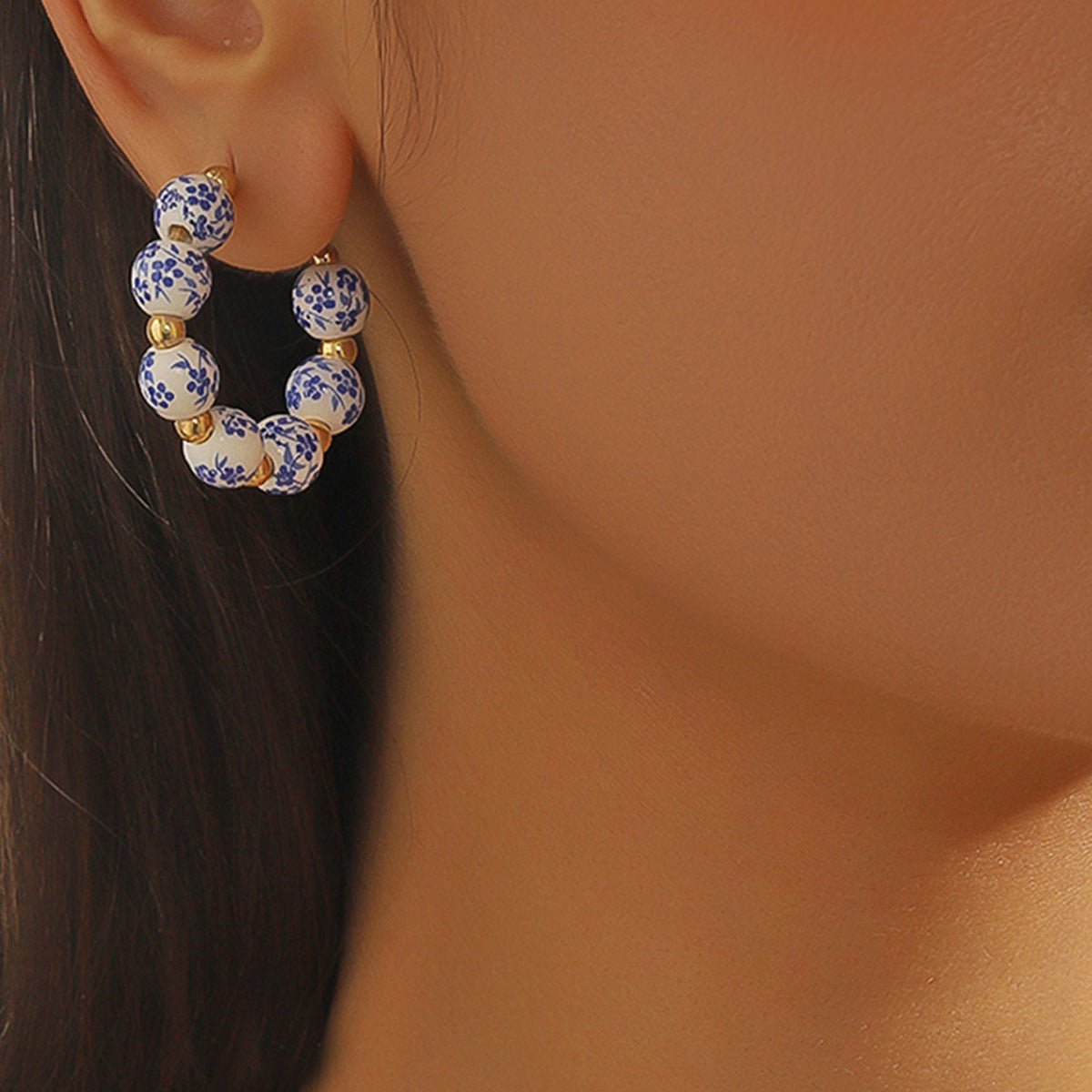 Cross-Border Hot Selling Ceramic Earrings for Women New Chinese Fashion Small Gold Bean Beads Blue and White Porcelain Semi-Circle Earrings Wholesale Supply