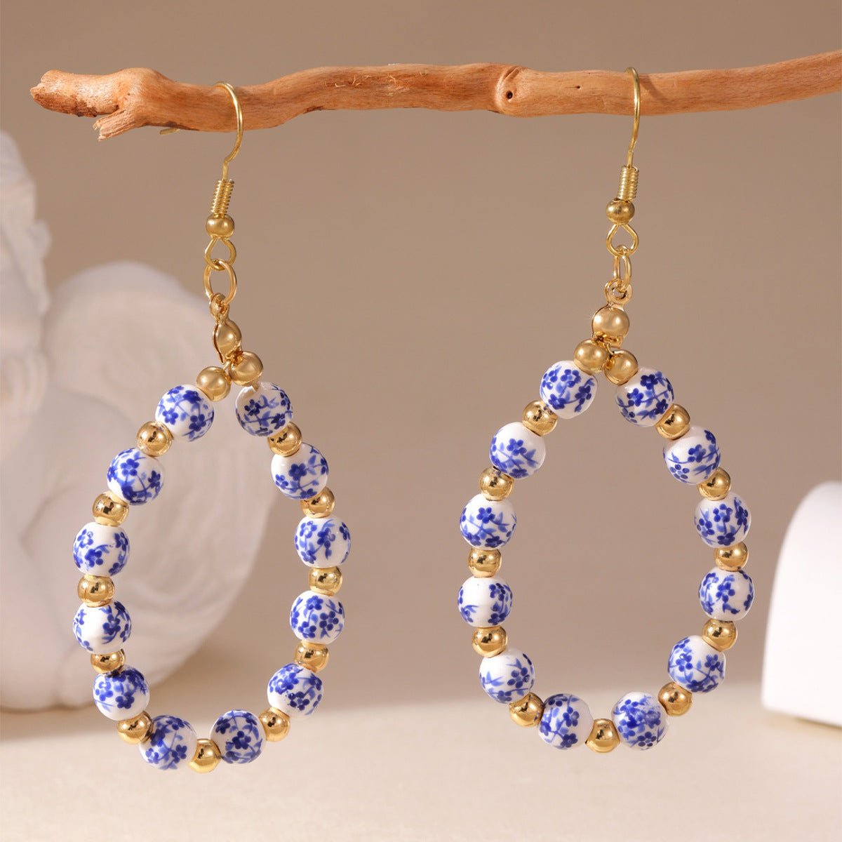 Cross-Border Hot Selling Ceramic Earrings for Women New Chinese Fashion Small Gold Bean Beads Blue and White Porcelain Semi-Circle Earrings Wholesale Supply