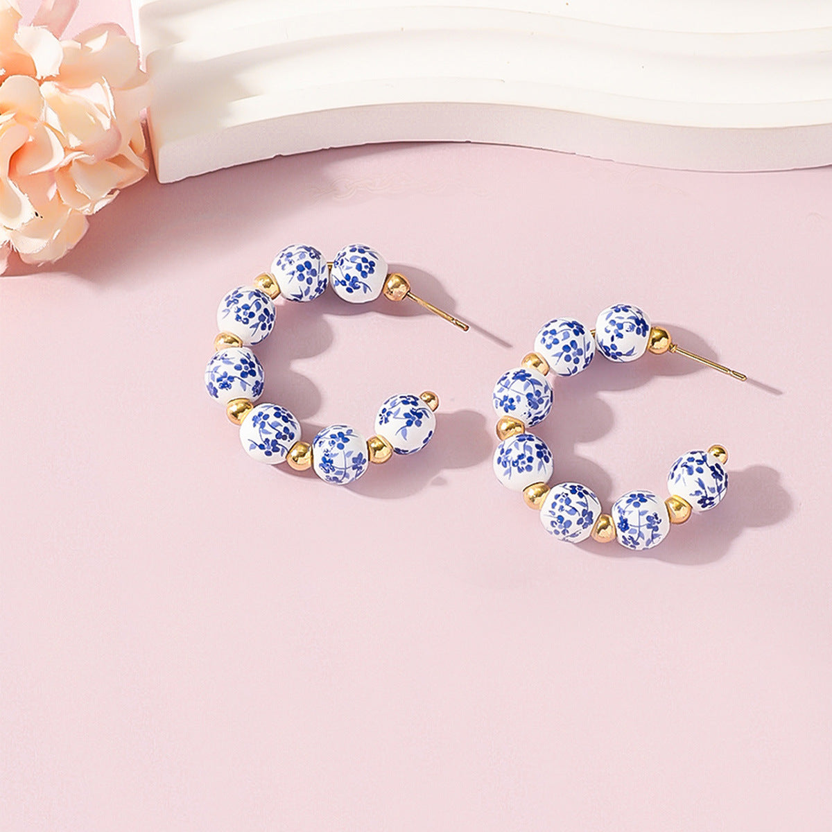 Cross-Border Hot Selling Ceramic Earrings for Women New Chinese Fashion Small Gold Bean Beads Blue and White Porcelain Semi-Circle Earrings Wholesale Supply