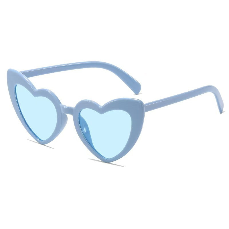 Personalized New European and American Sun Protection and Anti-Uv Sunglasses, Trendy and Fashionable Peach Heart Sunglasses, Internet Celebrity Cat-Eye Glasses