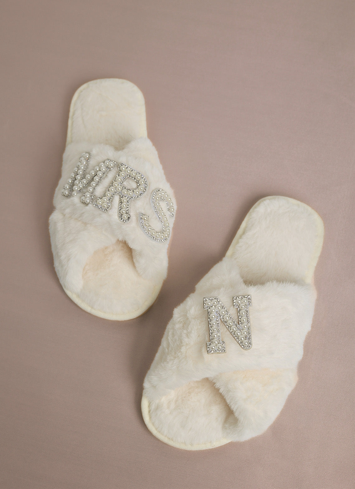 Bride Plush Slippers Cross-Border Popular Pearl Letters Bride Cross Plush Slippers Bachelor Party Wedding