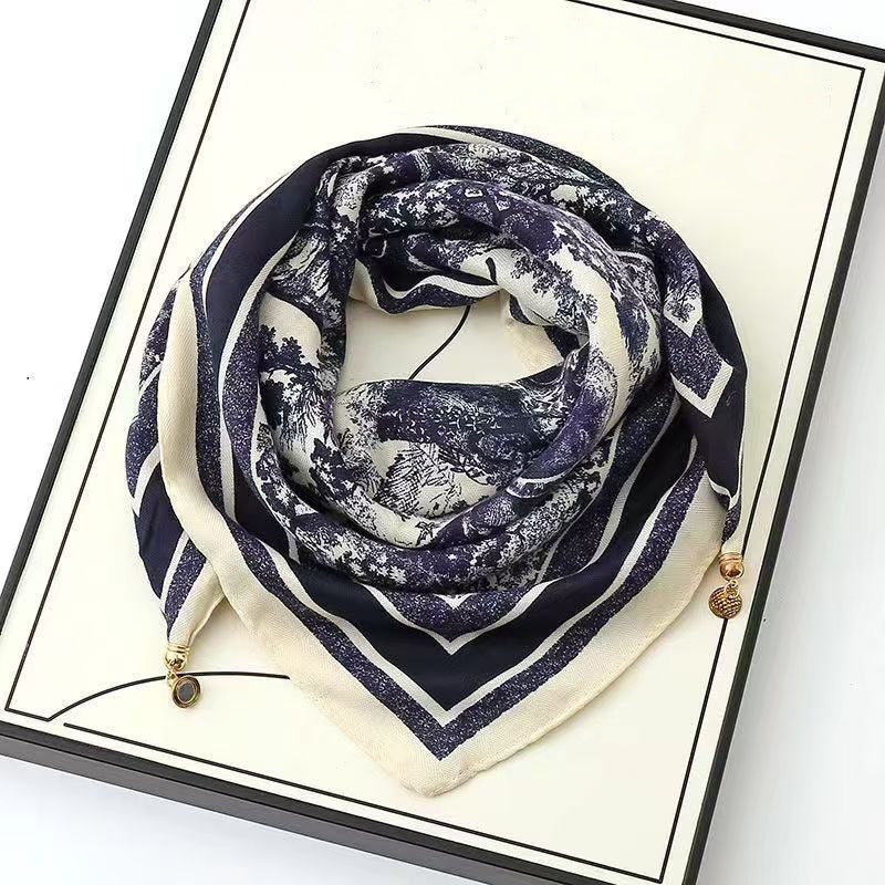 2026 New Style Warm Square Scarf with Magnetic Buckle, Triangular Silk Scarf, Cotton Scarf for Women, Stylish Neck Warmer for Spring, Autumn, and Winter, Versatile and Elegant