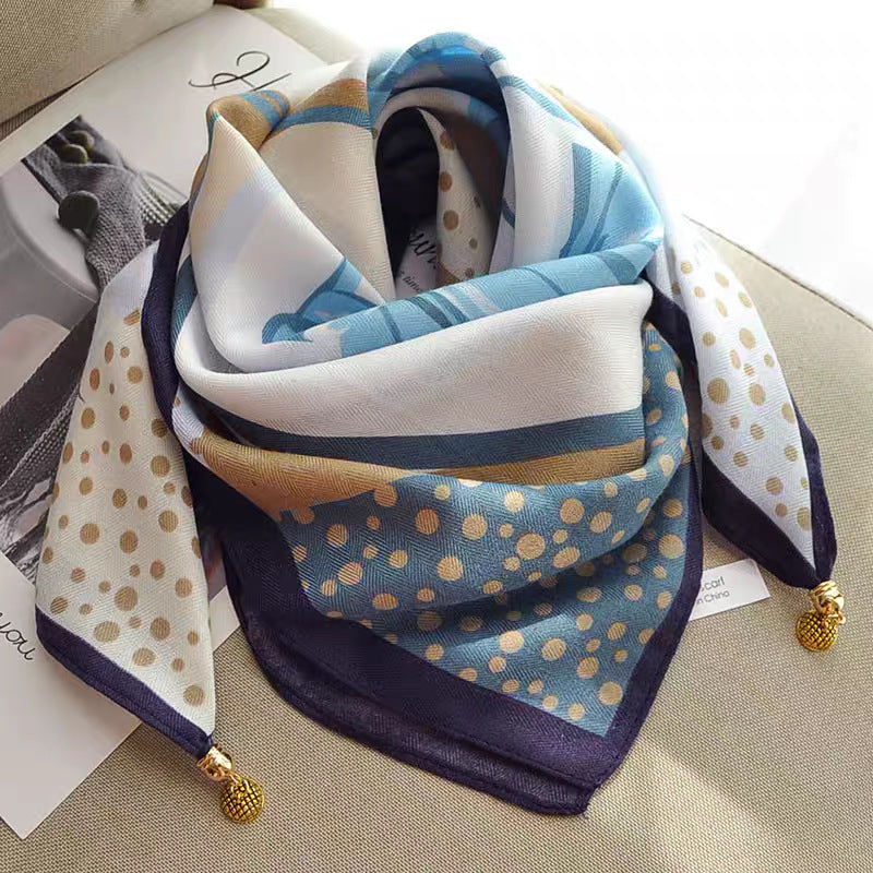 2026 New Style Warm Square Scarf with Magnetic Buckle, Triangular Silk Scarf, Cotton Scarf for Women, Stylish Neck Warmer for Spring, Autumn, and Winter, Versatile and Elegant