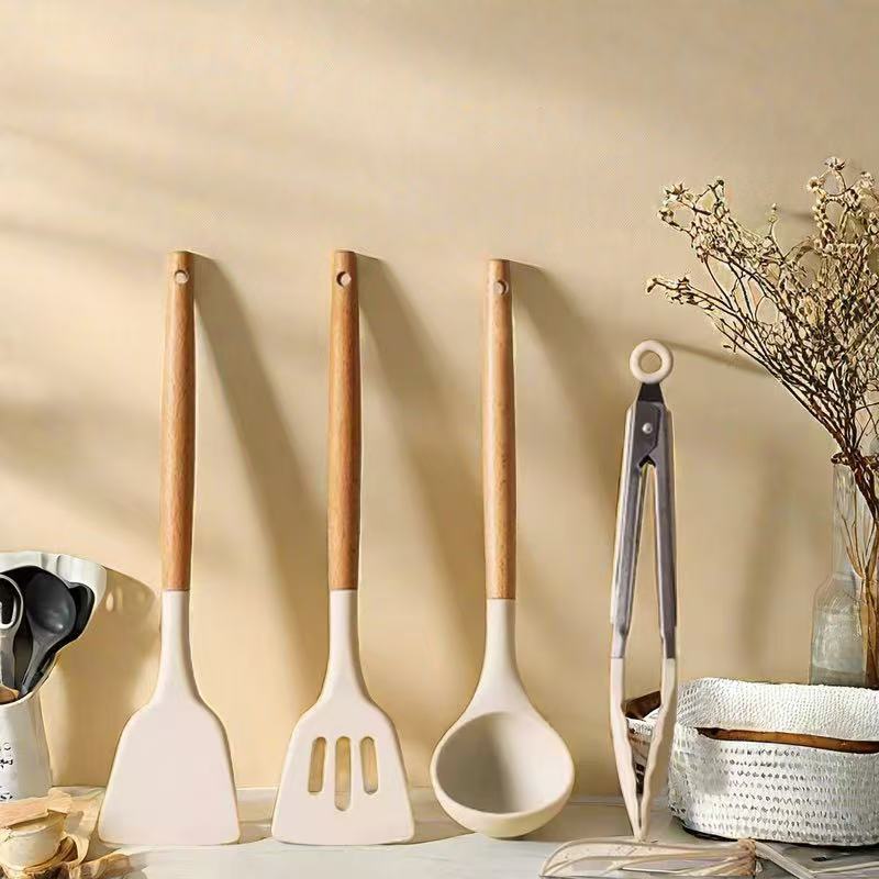 Wooden Handle Silicone Kitchen Utensils Household High Temperature Resistant Spatula Soup Spoon Non-Stick Pan Special Cooking Spatula Spatula Set