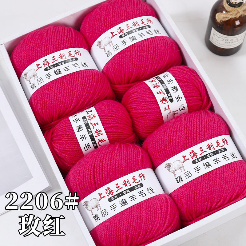 Shanghai Sanli 290 medium thick wool diy hand-knitted wool sweater cardigan scarf wool wholesale