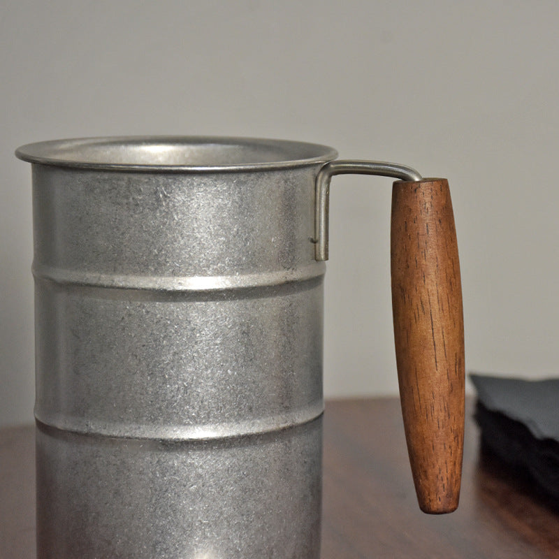 Snowflake Retro Industrial Style Beer Mug with Handle 304 Stainless Steel Water Mug Outdoor Camping Mug