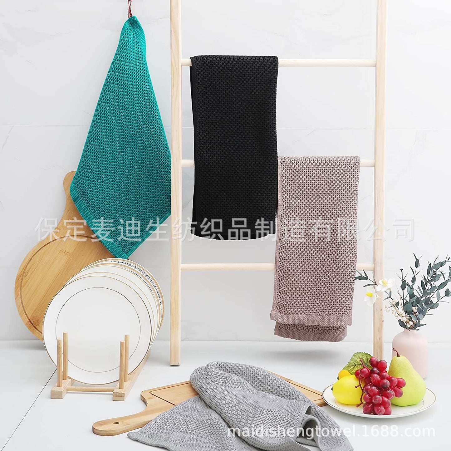 Cross-border Amazon pure cotton honeycomb kitchen dishwashing square towel can be suit with hook waffle square towel generation sticker code