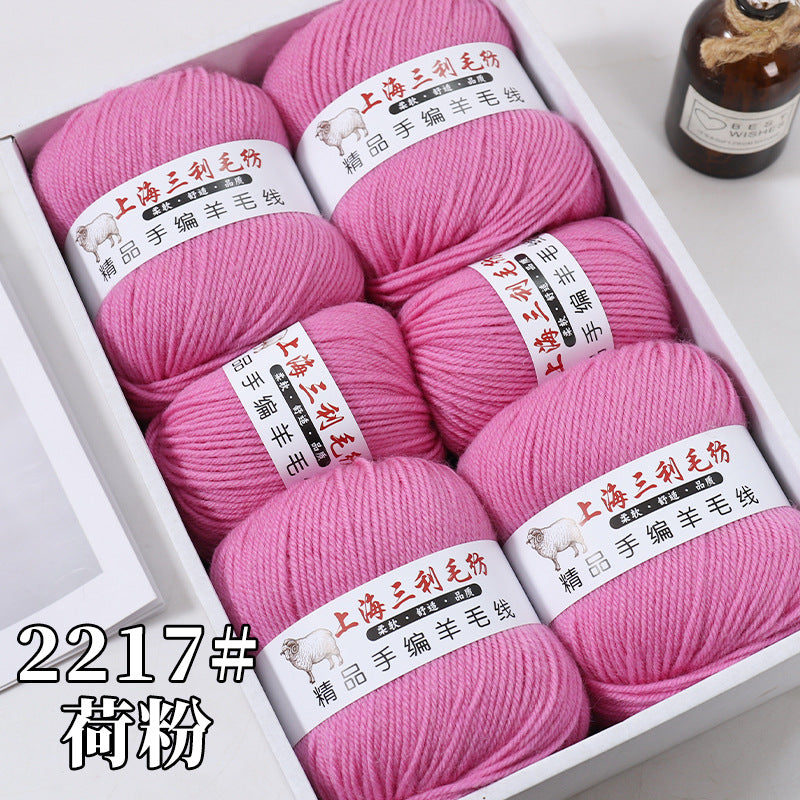Shanghai Sanli 290 medium thick wool diy hand-knitted wool sweater cardigan scarf wool wholesale