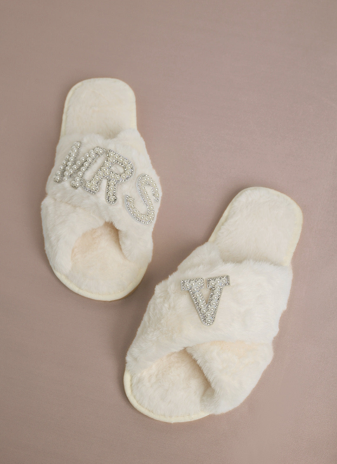 Bride Plush Slippers Cross-Border Popular Pearl Letters Bride Cross Plush Slippers Bachelor Party Wedding