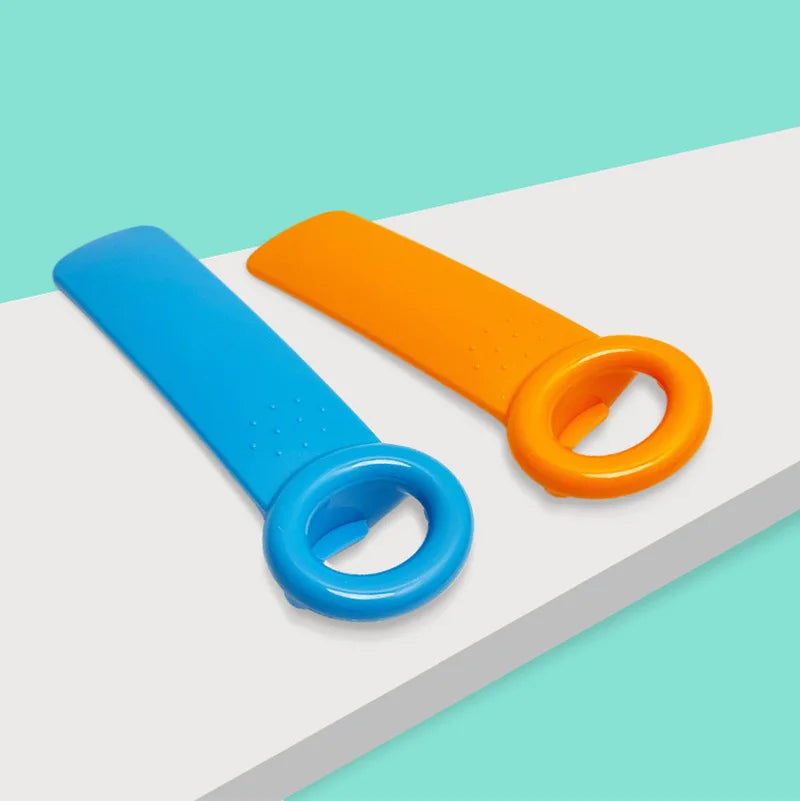 Plastic Multifunction Can Opener Universal Bottle Opener Non-slip Manual Cap Screw Beer Cap Open Twist Tool Kitchen Gadgets