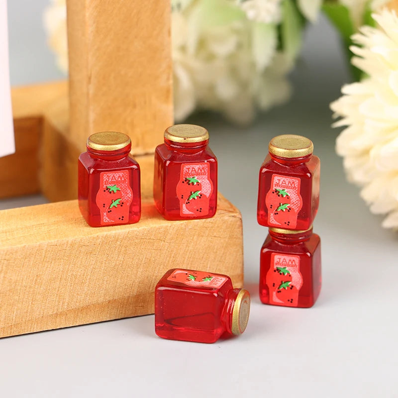 5Pcs 1/12 Dollhouse Miniature Strawberry Sauce Jam Jar Kitchen Food Accessories For Dolls House Decorations Kids Toys Gift