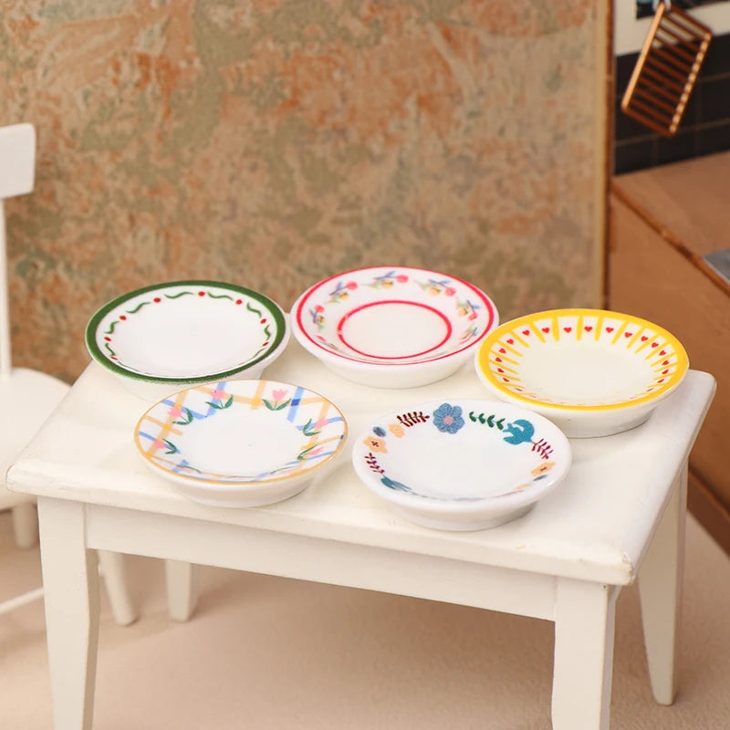 1/12 Dollhouse Mini Plates Dishes Model Dollhouse Simulation Kitchen Decoration Dolls House Accessories Pretend Play Toys 5PCS