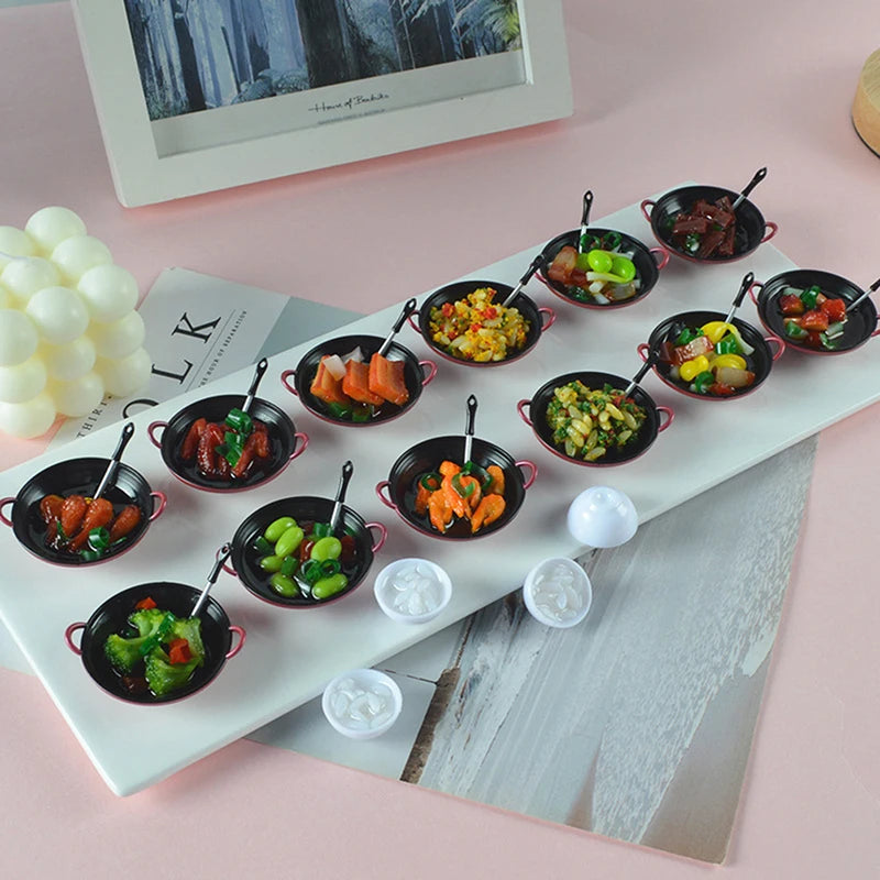 1/12 Dollhouse Miniature Accessories Mini Metal Cooking Pot with Food Simulation Kitchen Kitchenware Model Toy Doll House Decor