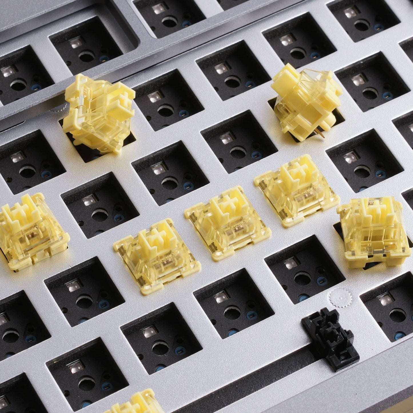 Akko V3/V5 Cream Yellow Pro Switch 5 Pin 50gf Linear With Stable Dustproof Stem For Mx Mechanical Keyboard (45 pcs)