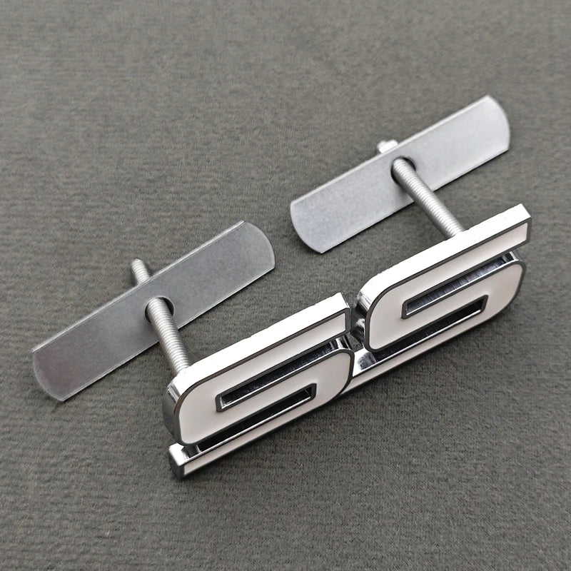 3D Metal Logo SS Car Body Sticker Rear Trunk Badge Front Grille Emblem For Chevrolet SS Camaro Cruze Equinox Blazer Accessoeies