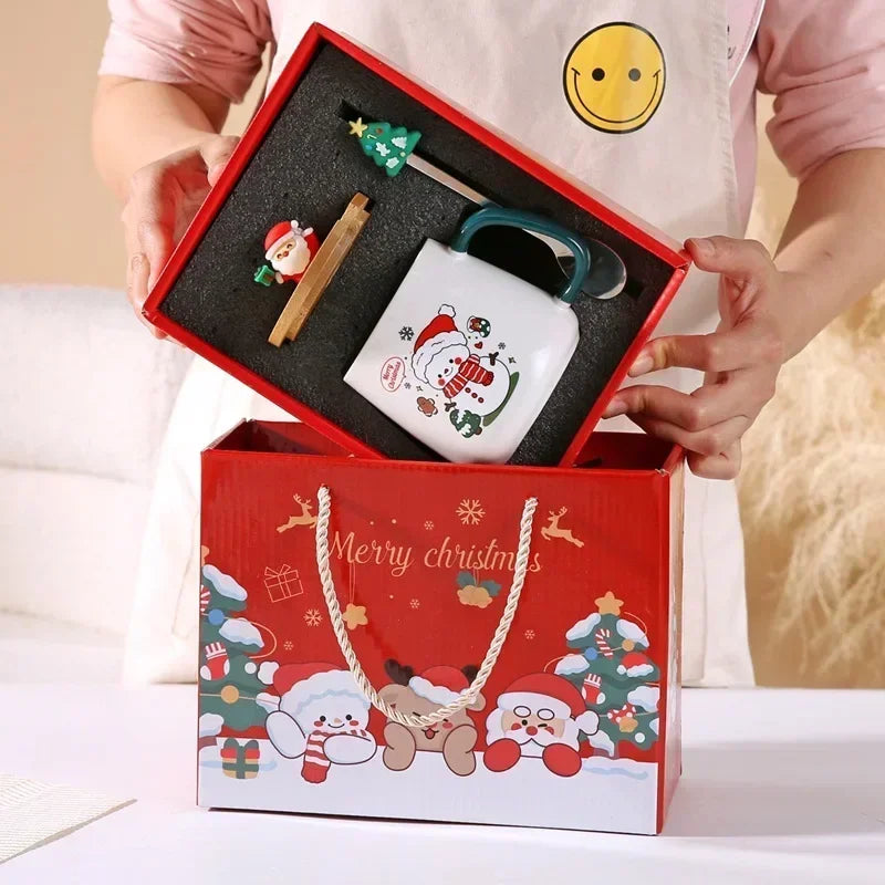 Christmas gift Ceramic mug gift box ceramic mug  mug with lid with spoon Mug set cup cup Coffee cup Christmas cup
