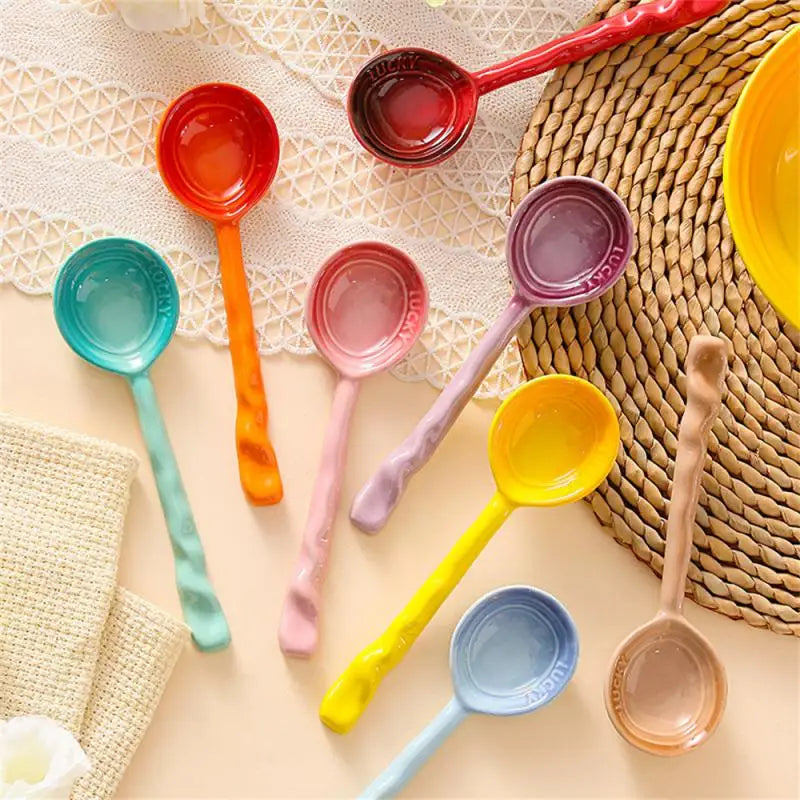 High Quality Non-toxic And Tasteless Good Looks Vintage Kitchen Supplies Ceramic Spoon Fine Workmanship