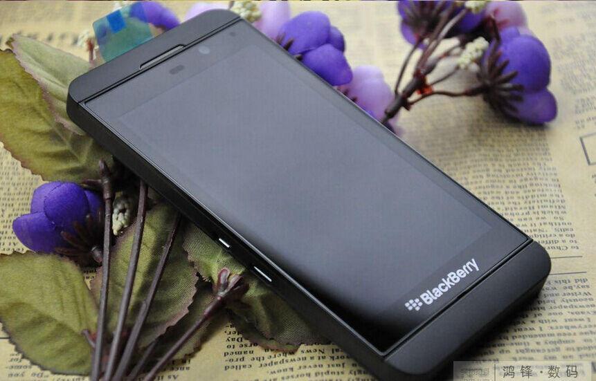 Blackberry Z10 8.0MP Dual-core 4.2" 2G RAM 16G ROM 3G&4G LTE GPS Wi-Fi Refurbished - Triveni World