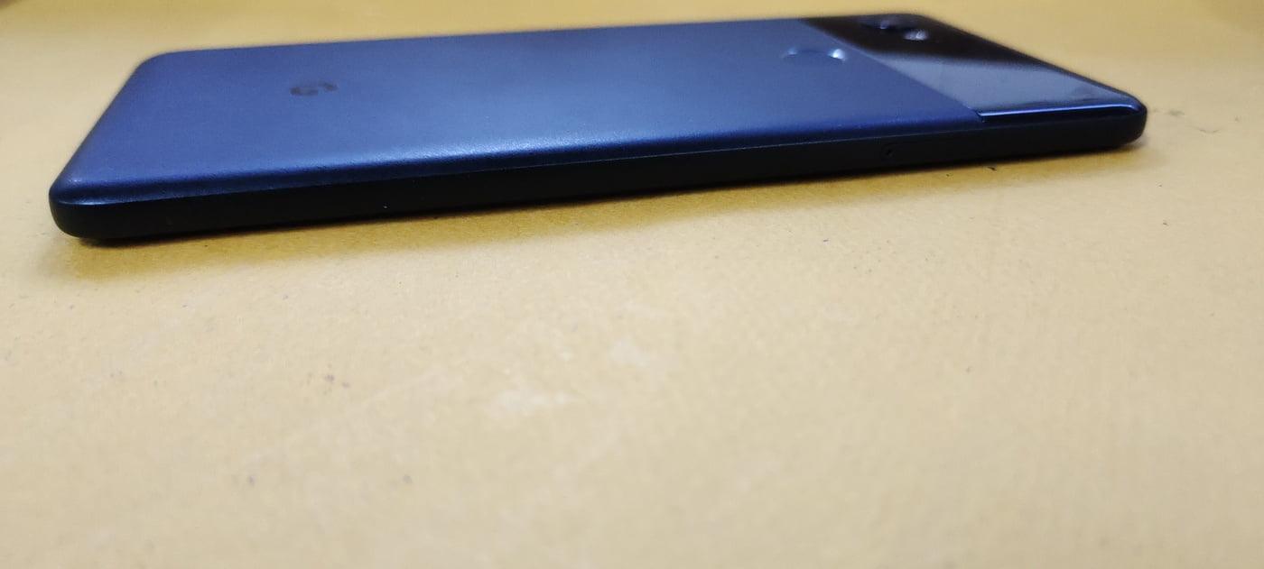 Google Pixel 2XL 4/64GB Refurbished - Triveni World